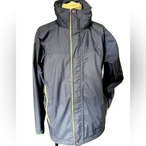 Patagonia women’s size large water repellent  jacket with zippers dusty Heather